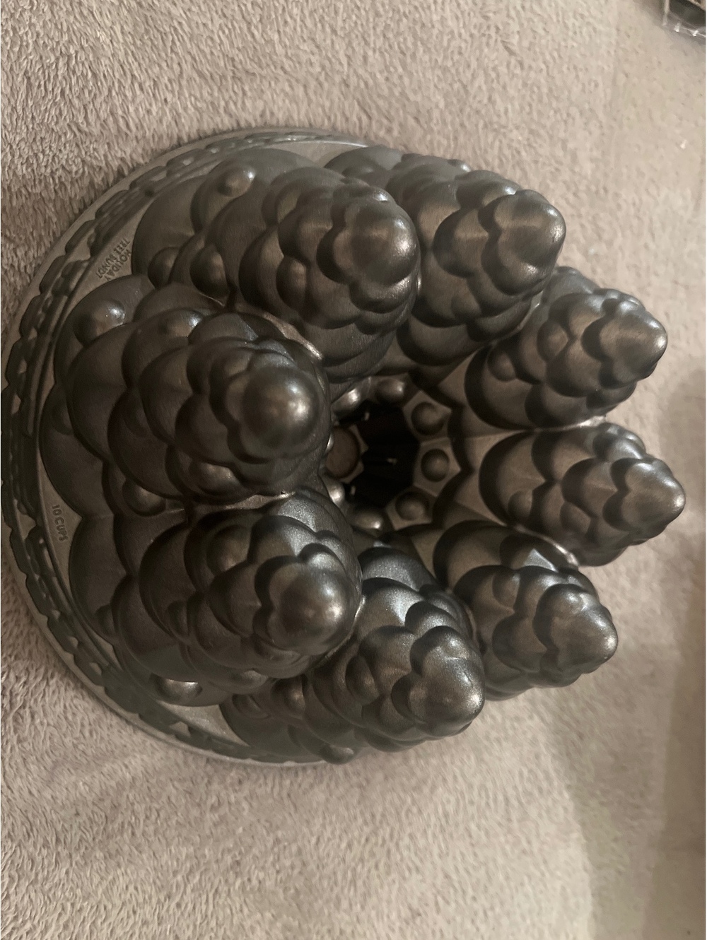 Nordic Ware Holiday Tree Bundt Cake Pan 10 Cups Made in USA